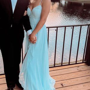 Naeem Azazie Sky Blue Bridesmaid dress size 6